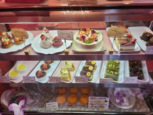 Vegan cake at Salon de the Rima in Tokyo