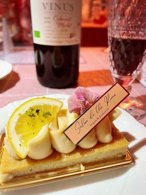 ベイクドチーズケーキ at Salon de the Rima in Tokyo