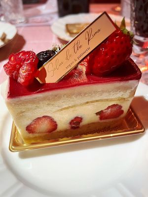 フレジェ at Salon de the Rima in Tokyo