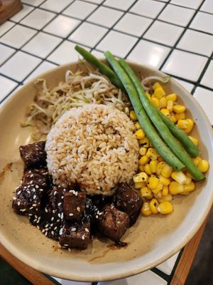 Beefless blackpapper bowl at Burgreens Bintaro in Tangerang