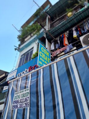 Sign at Dieu Hanh Com Chay in Ho Chi Minh City