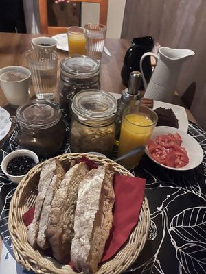 Desayuno   at Caserio da Castineira in Montederramo