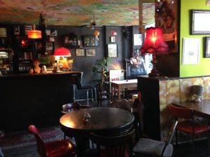 nice atmosphere, so many details  at Sfizy Veg in Berlin