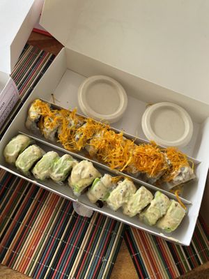 Makis acevichado y avocado  at Asianica in Lima