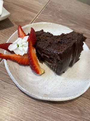 Torta de chocolate  at Asianica in Lima