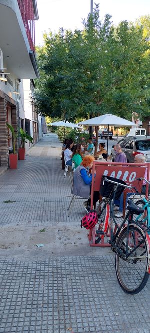 Vereda y sol at Barro Café in Buenos Aires