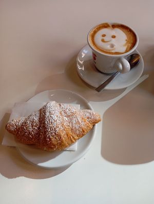  at Cafè Vanity Sessantasette in Bologna