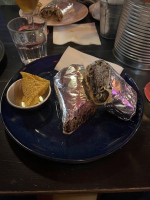 Mushroom burritoos #Veganuary at Callejero in Porto