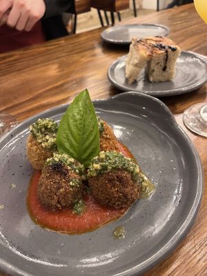 Arancini  at Pianta in Bogota