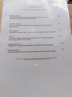 Separate vegan dishes at Spread The Moon in Brussels