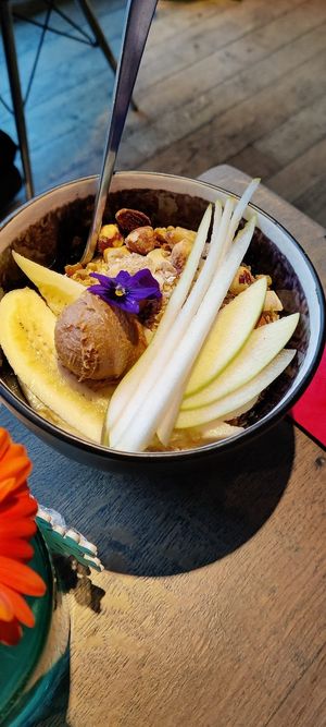 Granola with soy yogurt and peanut butter at Spread The Moon in Brussels
