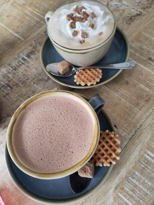  at Spread The Moon in Brussels