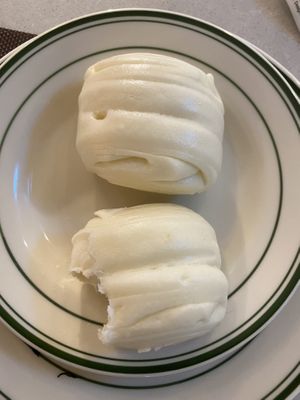 Love me some buns    at Alt.a in Seoul