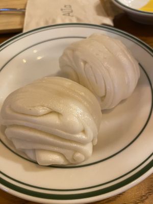 I ♥️ buns   at Alt.a in Seoul