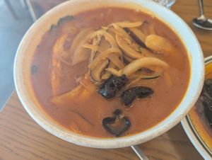 Vegan noodles at Alt.a in Seoul