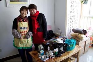 Staff! at Xianghaiyue Vegetarian and Drinks in Kunming