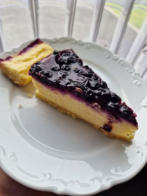 Cheesecake (vegetarisch) at Café Mia in Lemgo