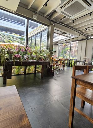  at Earth House Restaurant And Wine Bar in Bangkok