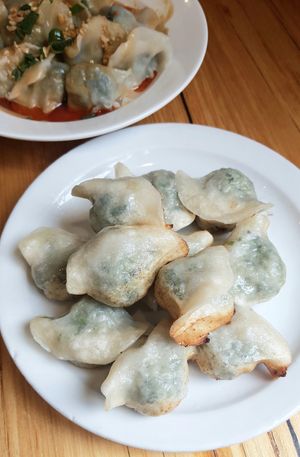 Pan-fried vegan Jiaozi at Shanghai Street - 小籠館 in Melbourne