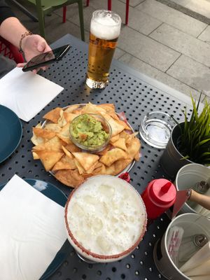 Chips and guacamole at La Taqueria in Belgrade