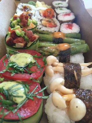 16 piece set at Vegamaki Sushi Bar in Porto