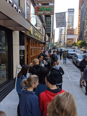 get prepared for waiting in the line at Ess a Bagel - 3rd Ave in New York City