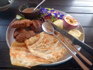 Falafel with roti vegan at Shambhala in Koh Phayam