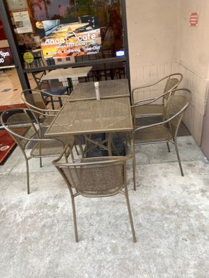 Outdoor seating in front of restaurant  at Naan Cafe in Redlands