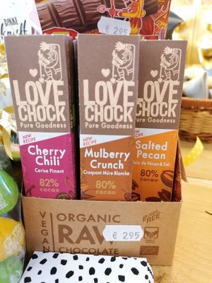 Raw vegan chocolate at Het Coffy-Huys in Enkhuizen