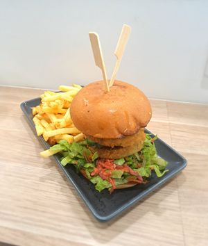 Aloo Vegan Burger at Green St Cafe in Morley