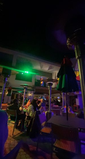 ambiance in the outdoor seating area  at Universal Studios - Bob Marley-A Tribute to Freedom in Orlando