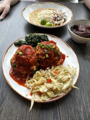 Stuffed peppers were ok. More flavour needed. Spinach was good  at Universal Studios - Bob Marley-A Tribute to Freedom in Orlando