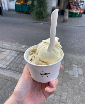 Vanilla & pistachio   at Oui Oui - Saint-Gilles in Brussels