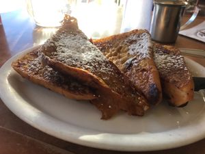 Vegan French toast at Paradox Cafe in Portland