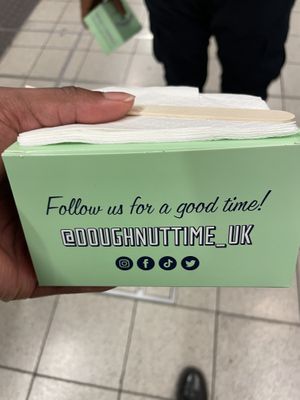 packaging  at Doughnut Time - Blackfriars in London