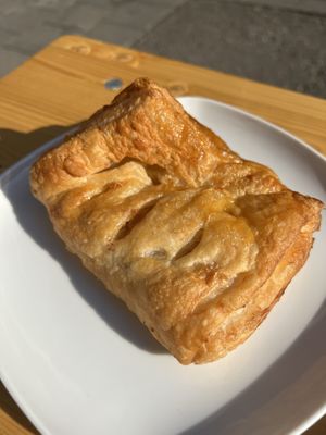 Apfeltasche  at Plänty Sandwiches in Munich