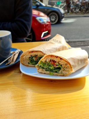 uuuh cäptain  at Plänty Sandwiches in Munich