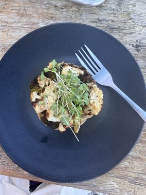 Cauliflower and broccoli   at Hambrusia in La Paz