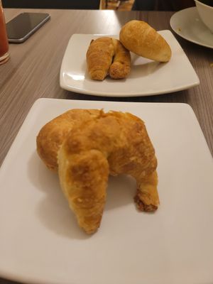 croissants came with the meal at Marvelous Vegan Plant Power Food in Bogota