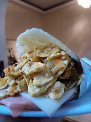 Arepa Rellena: Nopollo y champiñon at Marvelous Vegan Plant Power Food in Bogota