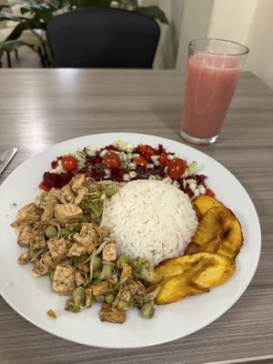  #Veganuary at Marvelous Vegan Plant Power Food in Bogota