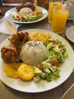  at Marvelous Vegan Plant Power Food in Bogota