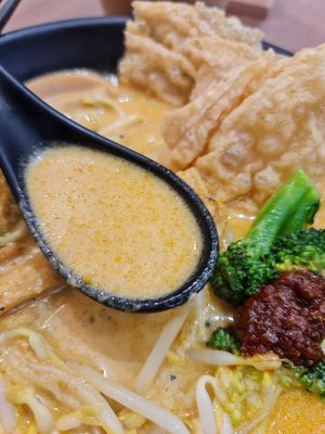 Milky gravy ~ 12/4/22 at Greendot - 绿一点 - AMK in Northeast Singapore