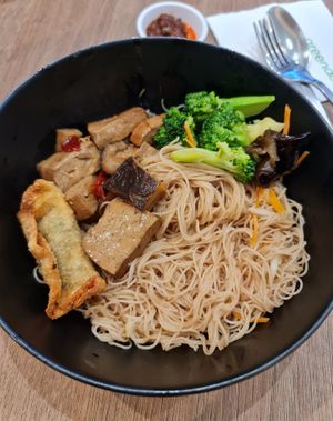 Braised mushroom Tau Kwa mee hoon set ~ 5/5/22 at Greendot - 绿一点 - AMK in Northeast Singapore