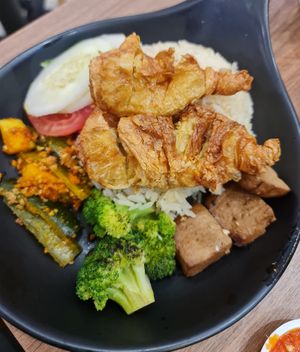 Cripsy Beancurd Skin with Sesame Rice ~ 10/7/22 at Greendot - 绿一点 - AMK in Northeast Singapore