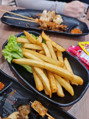 Fries 🍟 ~ 12/3/23 at Greendot - 绿一点 - AMK in Northeast Singapore
