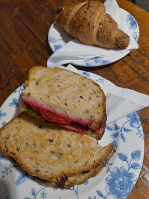 Vegan smash and blueberry croissant at RóCo Café in Dublin