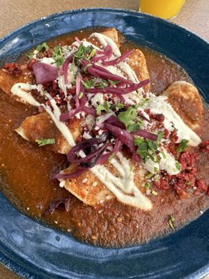 Red enchiladas w/ hibiscus tinga 💯  at Fresh & Co in Mexico City