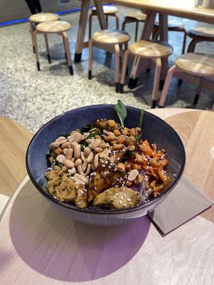 Planted teriyaki chicken bowl  at Wiki Wiki Poke in Graz