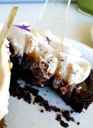 inside... peanut butter caramel at Yun Teehaus in Seoul